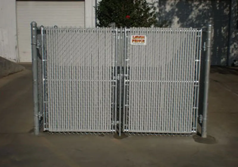 Trash Enclosure Double Gates W/ White Slats